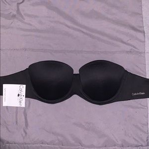 NEW Calvin Klein strapless bra - 32C
